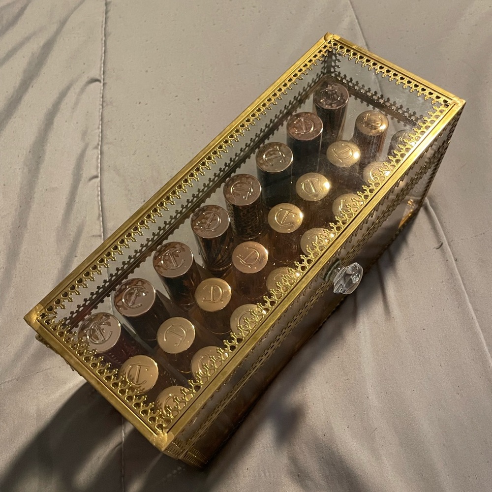 Original 24 Charlotte Tilbury Lipsticks + display case